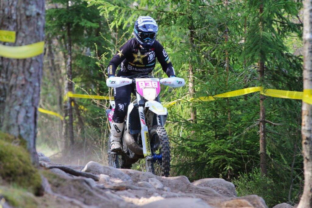Koivisto Ja Laaksonen Osakilpailuvoittoihin Raision SM endurossa 